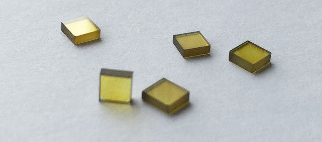 China SCD-RS Yellow HPHT Synthetic Diamonds , Single Crystal Diamond Good Transparency